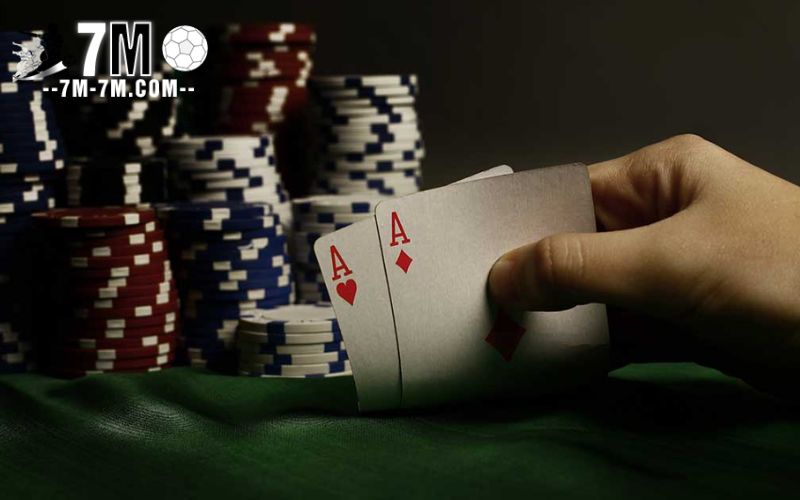 10 Tay Bài Không Nên Gấp Trong Poker